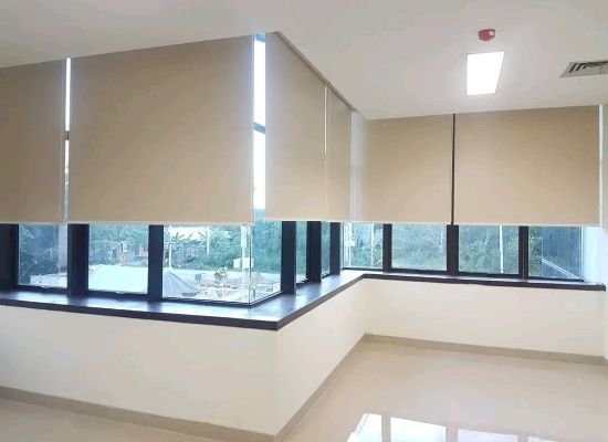 Jual Gorden Kantor Roller Blind Blackout Sharp Point Jakarta